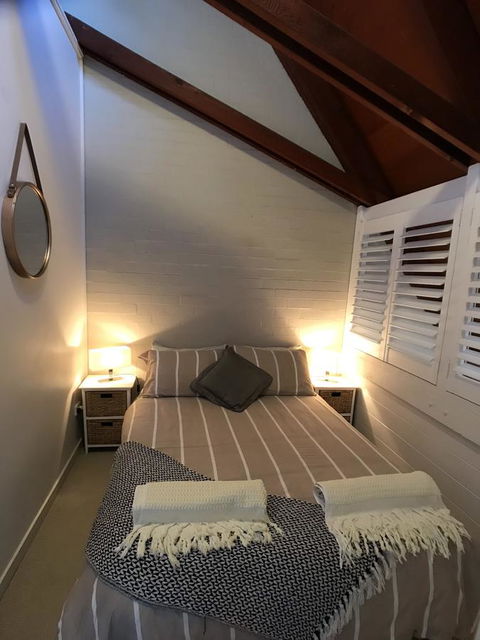 Treetops Everglades Villa - Australian Directory 6