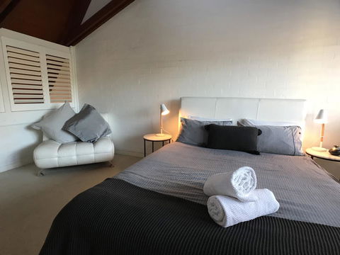 Treetops Everglades Villa - Australian Directory 25