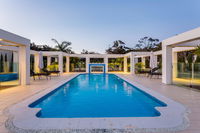 Book One Mile Accommodation Vacations Australian Directory Australian Directory