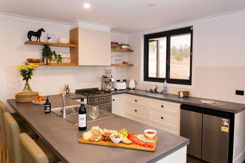 Belisi Farmstay Cottage - Australian Directory 4