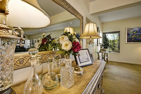 Bundanoon Lodge - Australian Directory 35