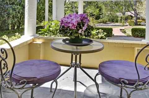 Bundanoon Lodge - Australian Directory 26