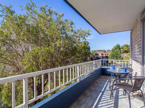 Aquarius 9 - Australian Directory 11