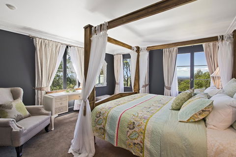 Mountainside B & B - Australian Directory 13