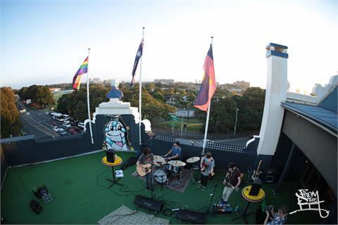 Clover Backpackers - Australian Directory 9