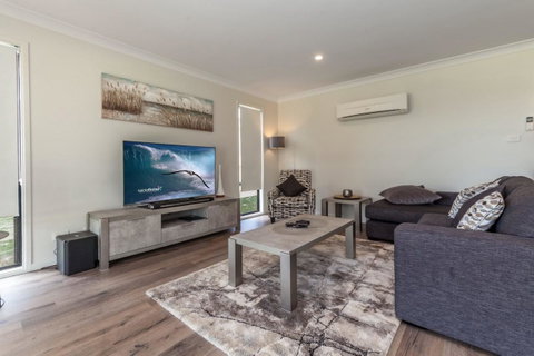 Horizons Retreat & Golf, Villa 133 - Australian Directory 1