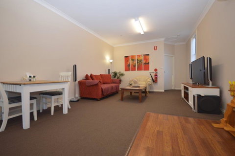 The Old Saddlery - Australian Directory 3