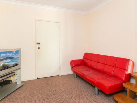 11 Peel Street - Australian Directory 7