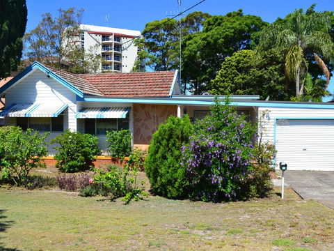 11 Peel Street - Australian Directory 0
