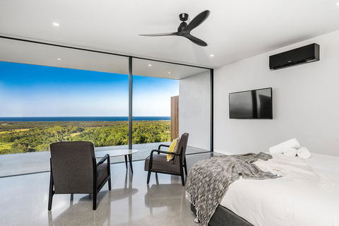 Sundays At Byron - Australian Directory 33
