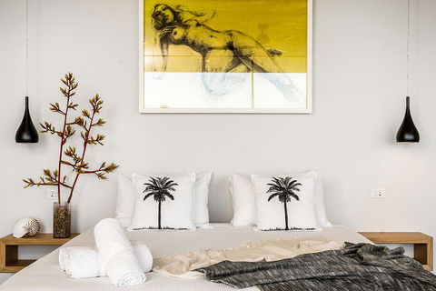 Sundays At Byron - Australian Directory 30