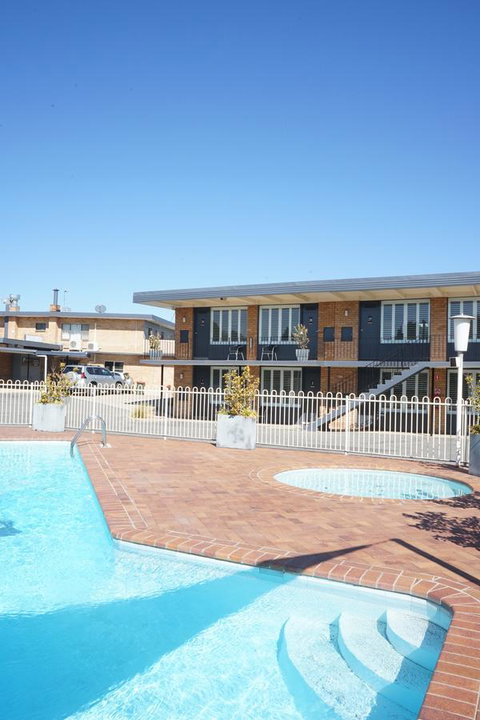 Panorama Bathurst - Australian Directory 13
