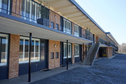 Panorama Bathurst - Australian Directory 24