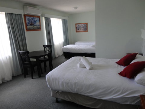 Panorama Bathurst - Australian Directory 41
