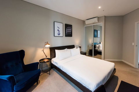180Â° Water View Three Bedroom (wooden Furniture) - Australian Directory 8