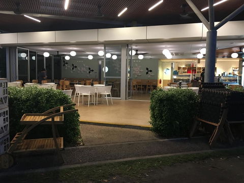 Nightcliff Foreshore Getaway - McKay Gardens - Australian Directory 21