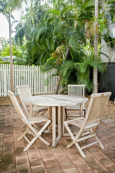 Nightcliff Foreshore Getaway - McKay Gardens - Australian Directory 17