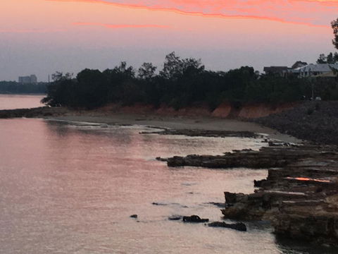 Nightcliff Foreshore Getaway - McKay Gardens - Australian Directory 32