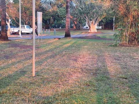 Nightcliff Foreshore Getaway - McKay Gardens - Australian Directory 36