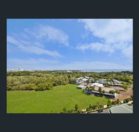 Nomikis'On The Avenue - Australian Directory