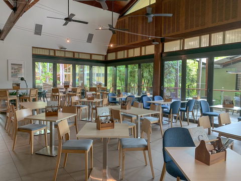 Mercure Darwin Airport Resort - Australian Directory 9