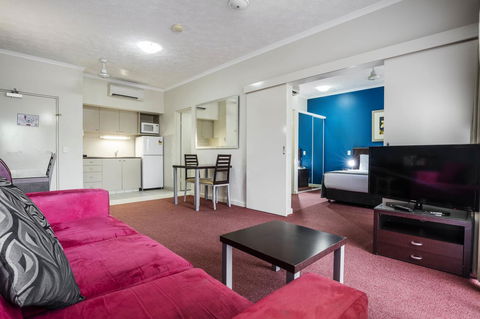 Mercure Darwin Airport Resort - Australian Directory 33