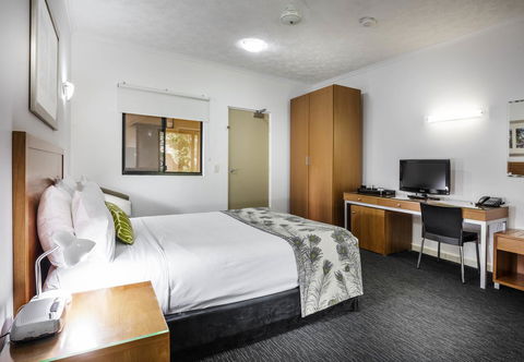 Mercure Darwin Airport Resort - Australian Directory 27