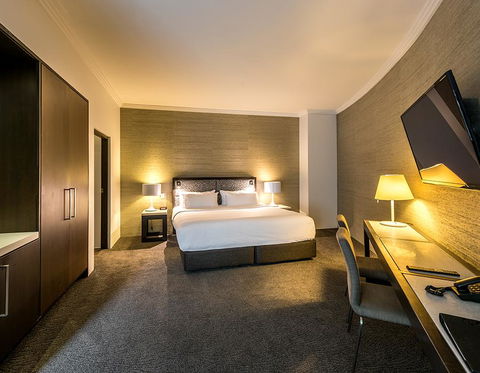 Park Proxi Gibraltar Bowral - Australian Directory 34