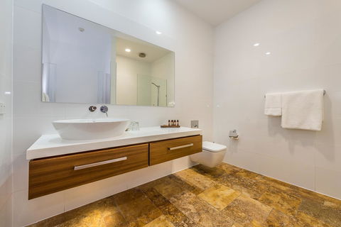 Park Proxi Gibraltar Bowral - Australian Directory 17