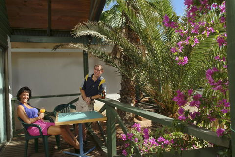 Desert Palms Alice Springs - Australian Directory 28