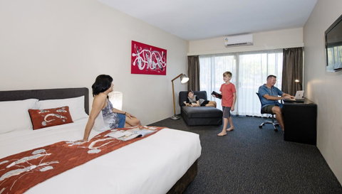 Mercure Kakadu Crocodile - Australian Directory 13