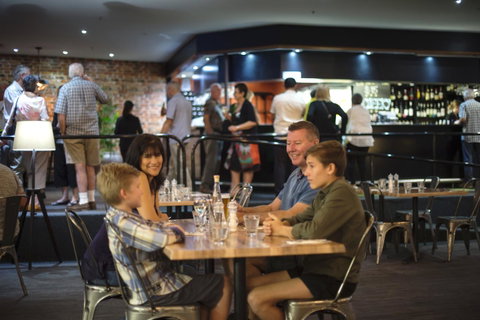 Mercure Kakadu Crocodile - Australian Directory 7