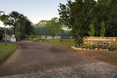 Mercure Kakadu Crocodile - Australian Directory 28