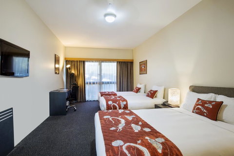 Mercure Kakadu Crocodile - Australian Directory 17