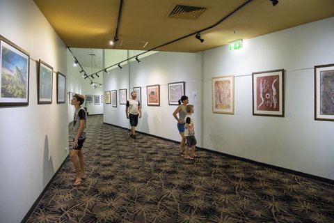 Mercure Kakadu Crocodile - Australian Directory 29