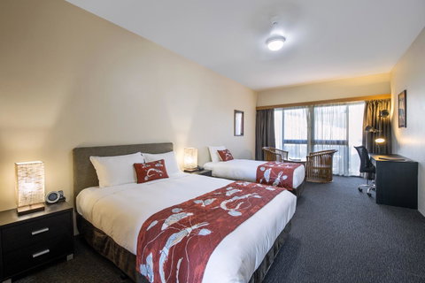 Mercure Kakadu Crocodile - Australian Directory 20