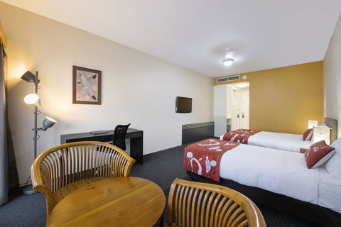 Mercure Kakadu Crocodile - Australian Directory 18