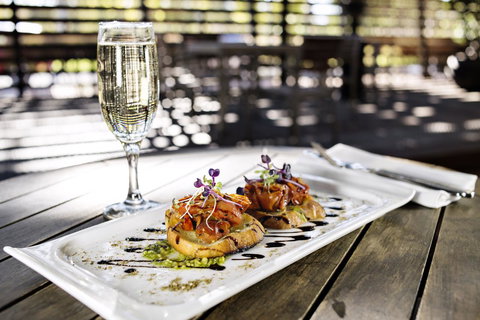 DoubleTree By Hilton Alice Springs - Australian Directory 34