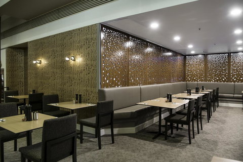 DoubleTree By Hilton Alice Springs - Australian Directory 23