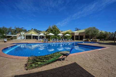 DoubleTree By Hilton Alice Springs - Australian Directory 7