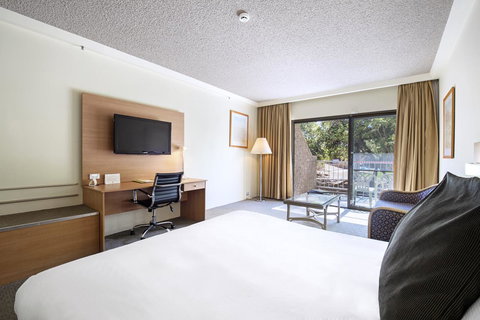 DoubleTree By Hilton Alice Springs - Australian Directory 43