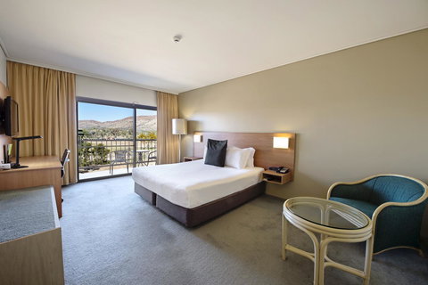 DoubleTree By Hilton Alice Springs - Australian Directory 39