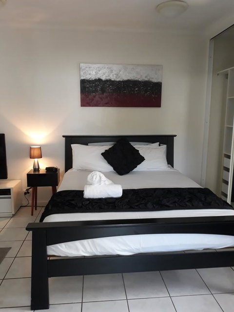 Central Studio, Darwin CBD Northern Territory - Australian Directory 1