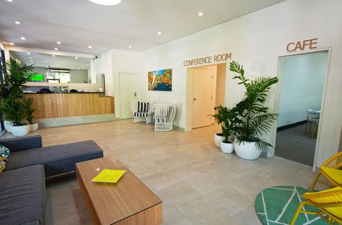 Palms City Resort - Australian Directory 23