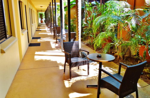 Palms City Resort - Australian Directory 16