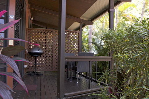 Palms City Resort - Australian Directory 12