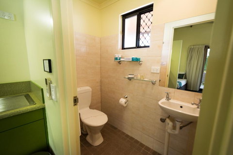 Palms City Resort - Australian Directory 27