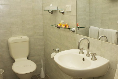 Palms City Resort - Australian Directory 18