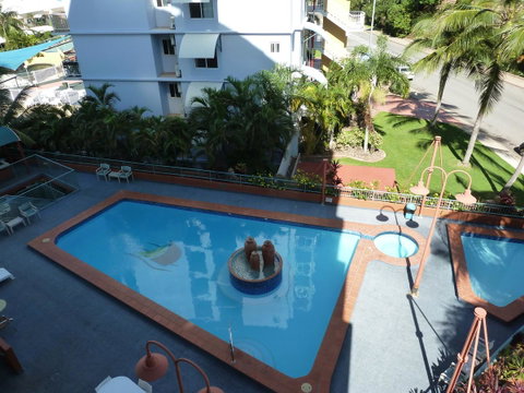 Cullen Bay Resorts - Australian Directory 13