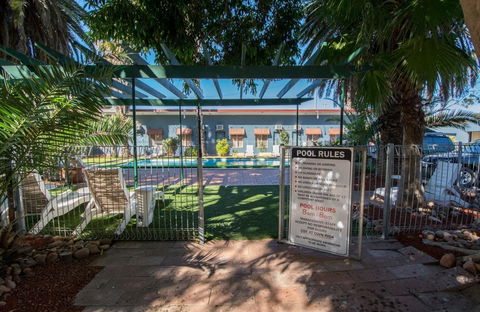 Elkira Court Motel - Australian Directory 21